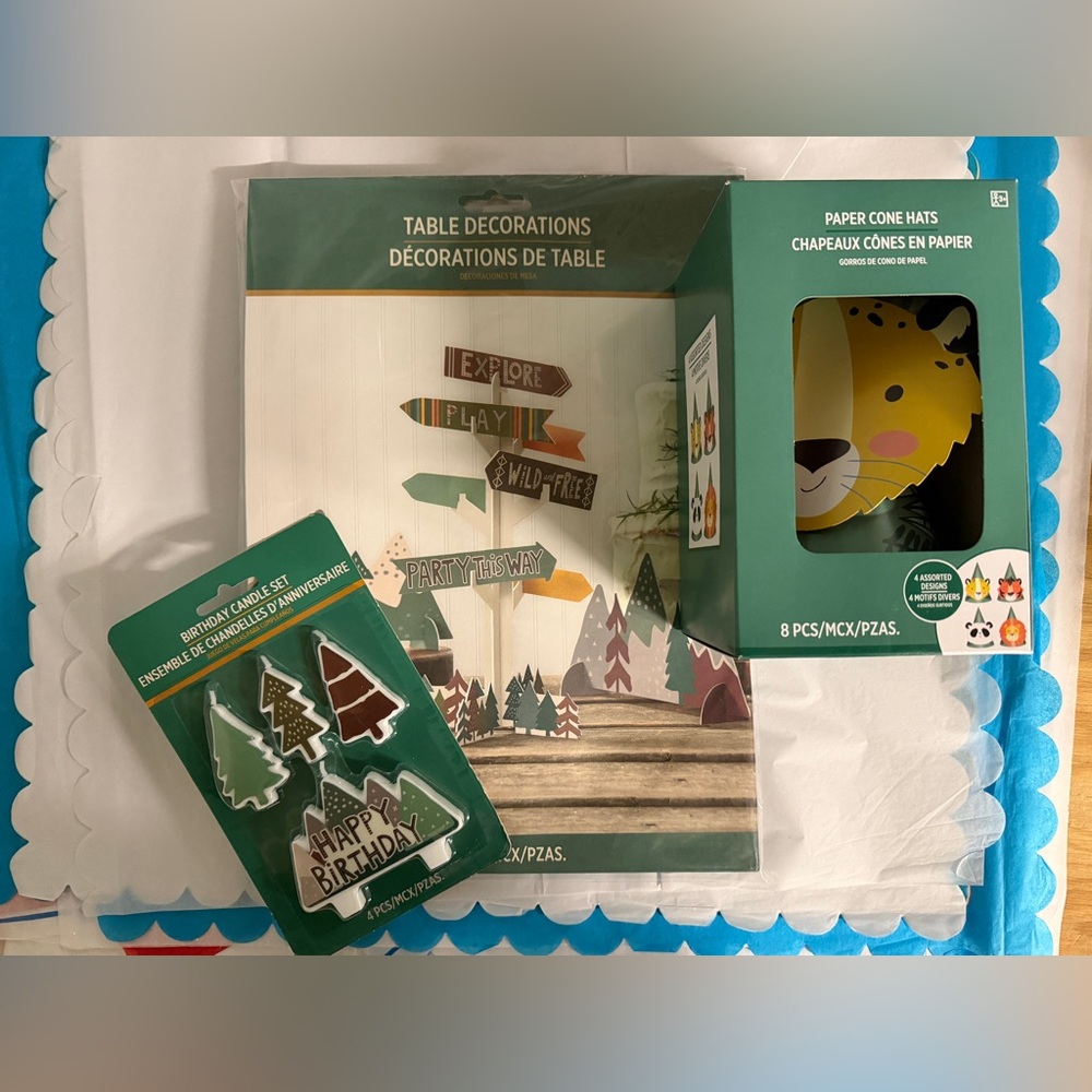 Amscan wilderness party decorations. New.